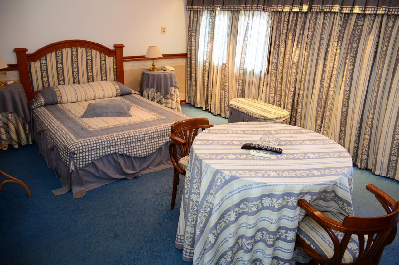 Hotel Crown Melo Ngoại thất bức ảnh
